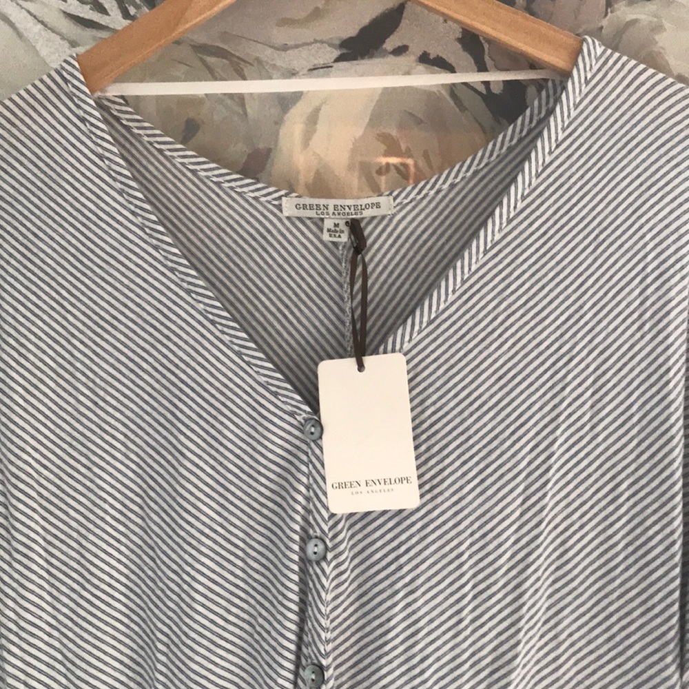 Tie Front Top - Picture 4 of 6